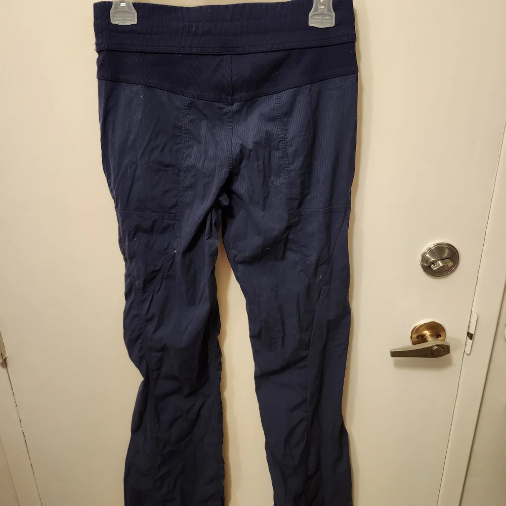 LULULEMON Navy Blue Studio Pants, Size 4, VGUC, Small Alteration, Long - Picture 6 of 6